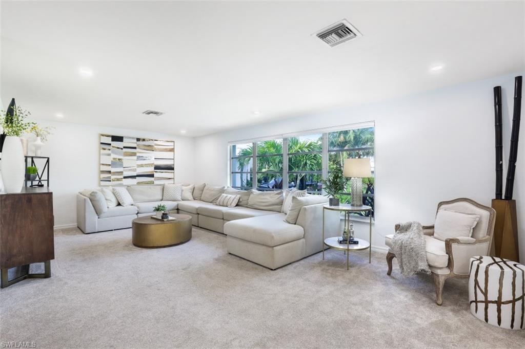 ROYAL HARBOR - Residential