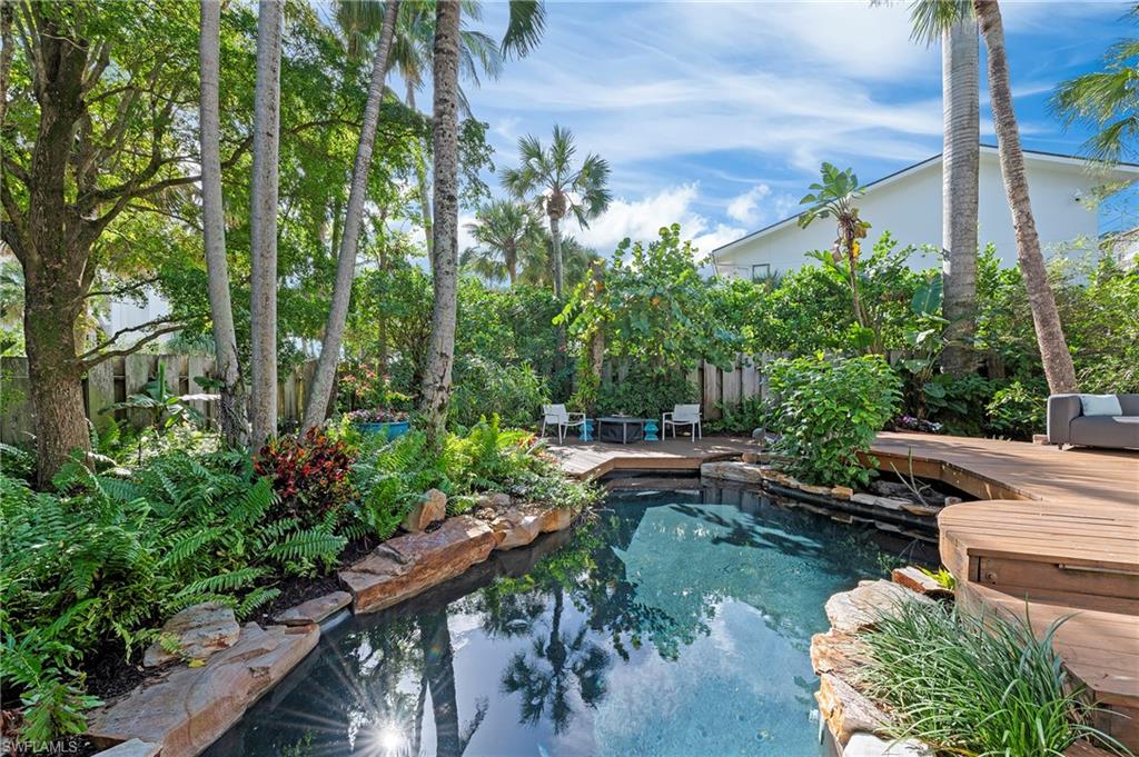 OLDE NAPLES - Residential
