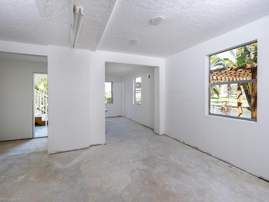 ESTERO BAY SHORES - Residential