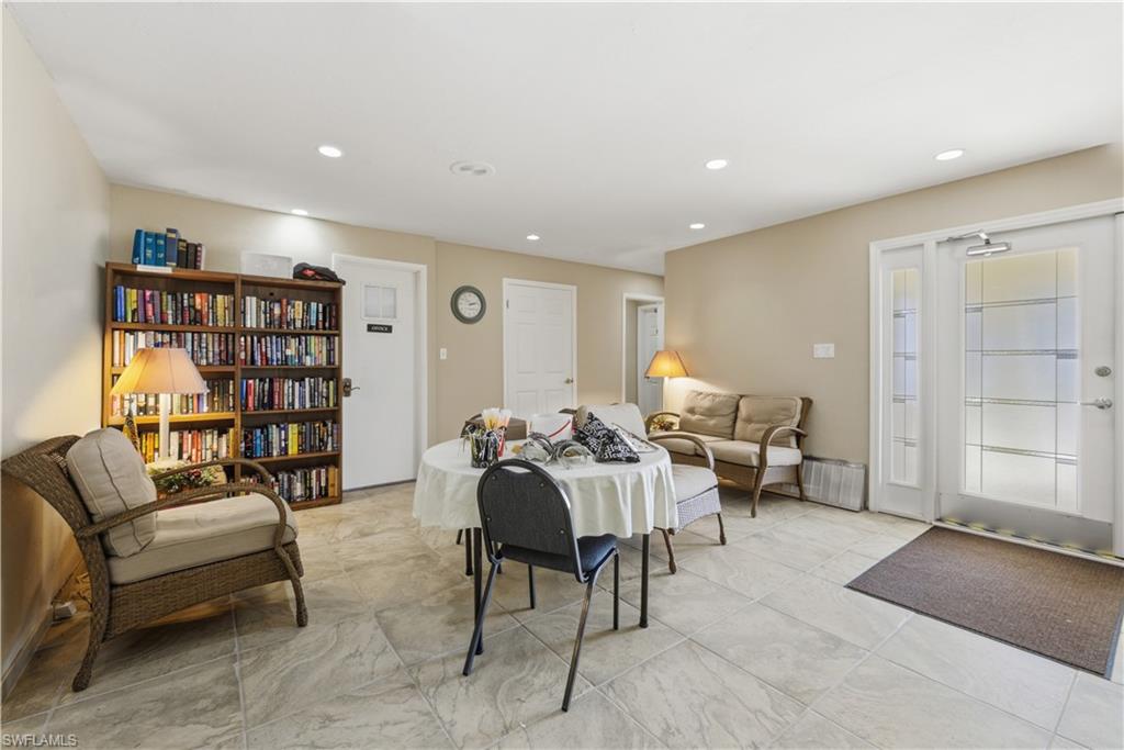 CYPRESS LAKE GARDENS CONDO - Residential