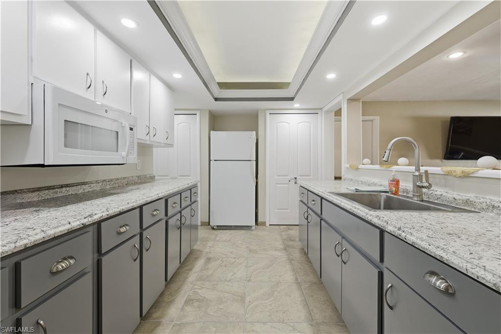 CYPRESS LAKE GARDENS CONDO - Residential