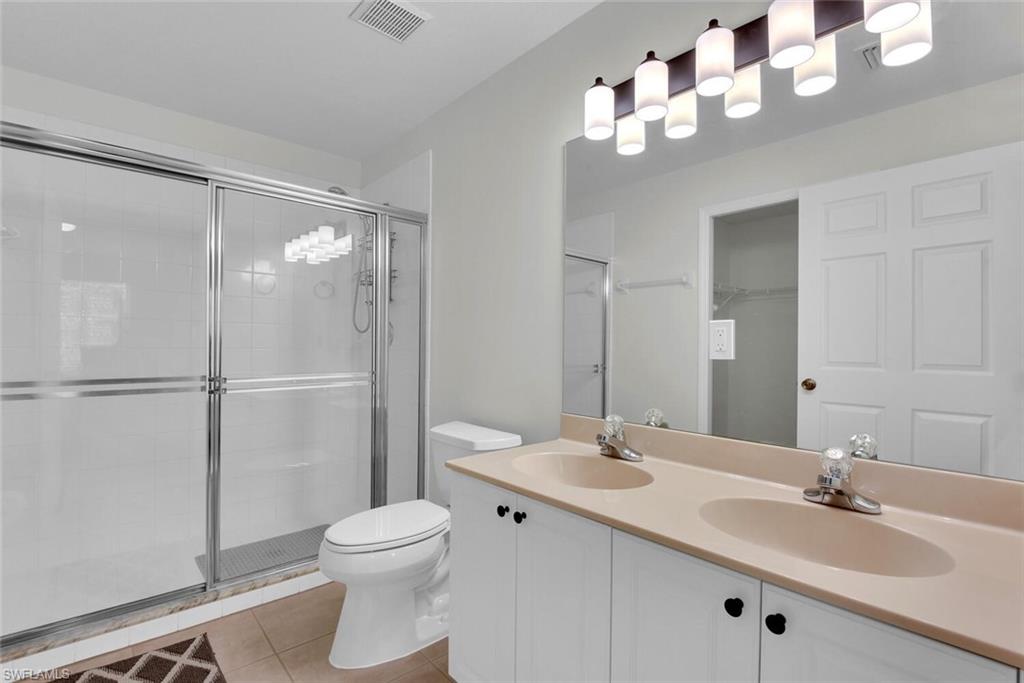 CORAL FALLS RESORT - Residential Lease