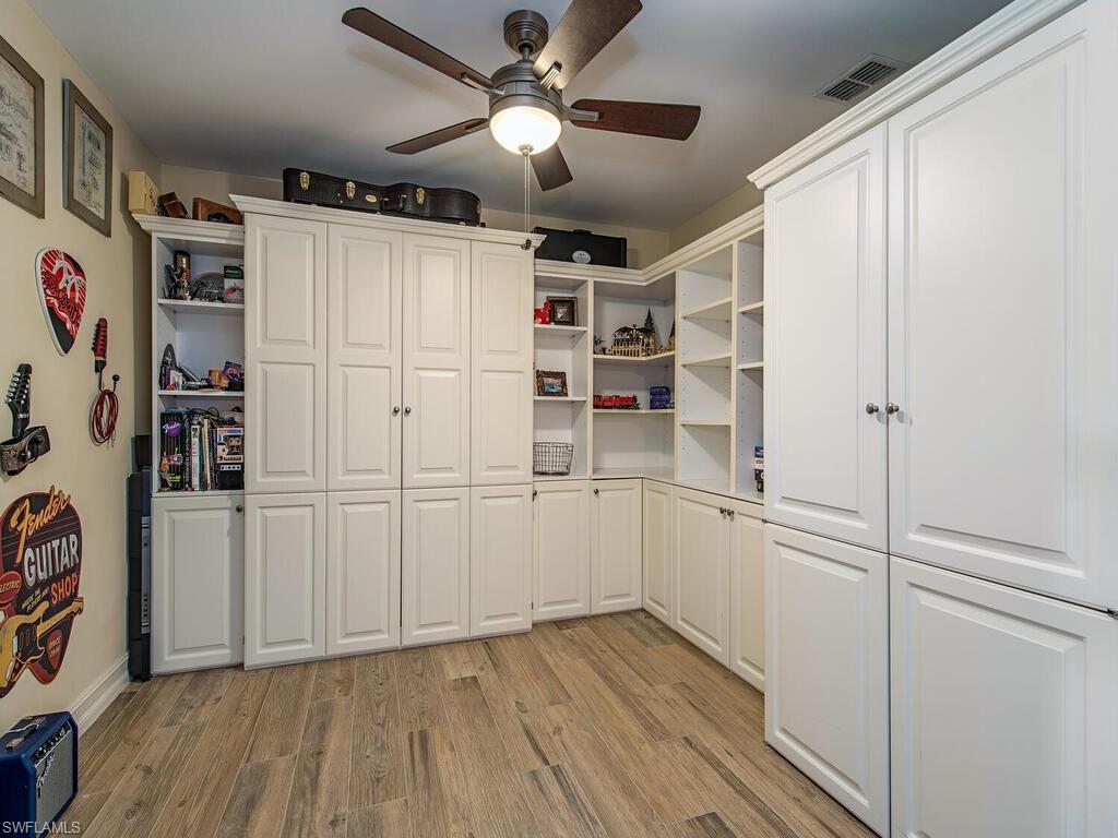 SARATOGA COLONY - Residential