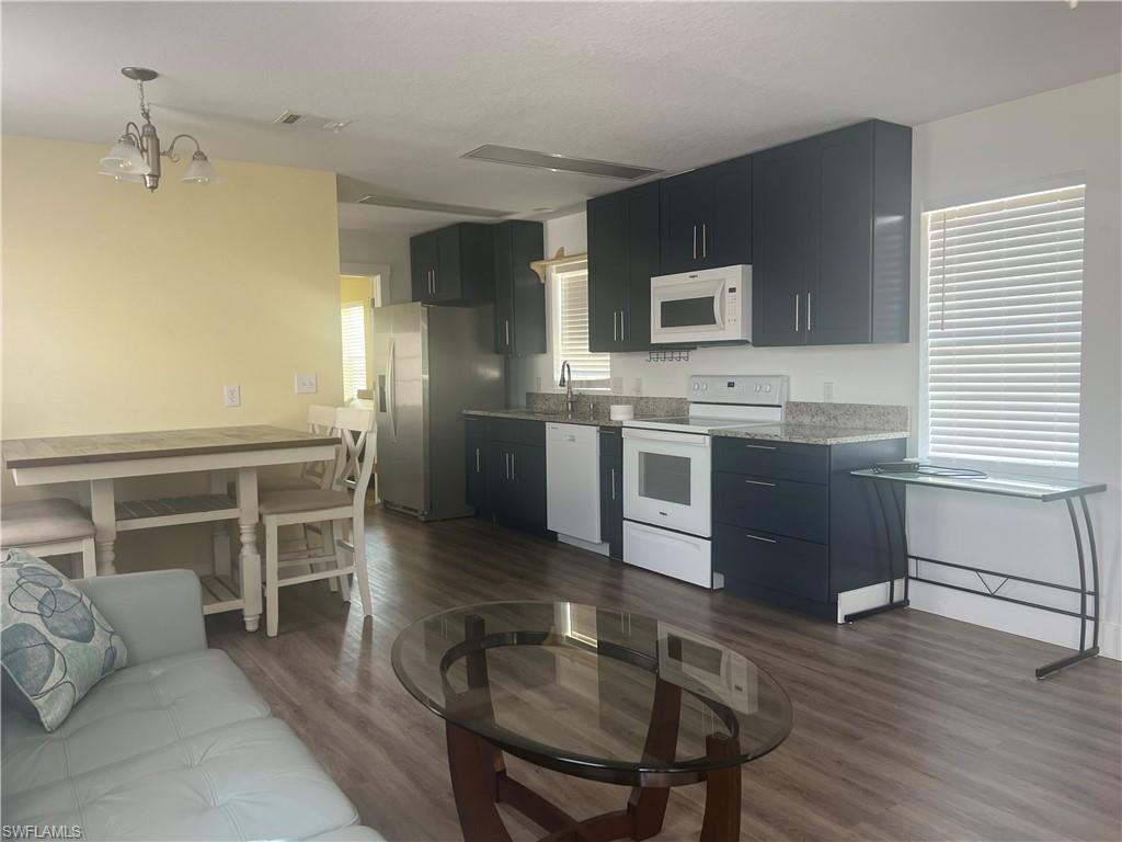 HELEN LANE CONDO RV - Residential