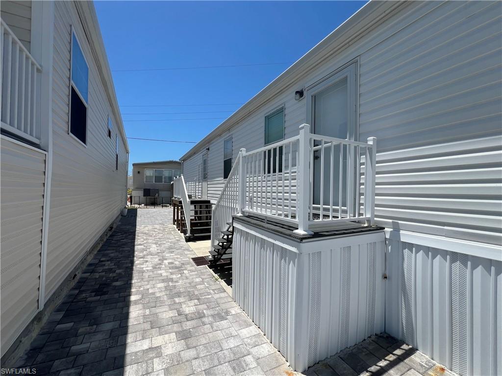 HELEN LANE CONDO RV - Residential