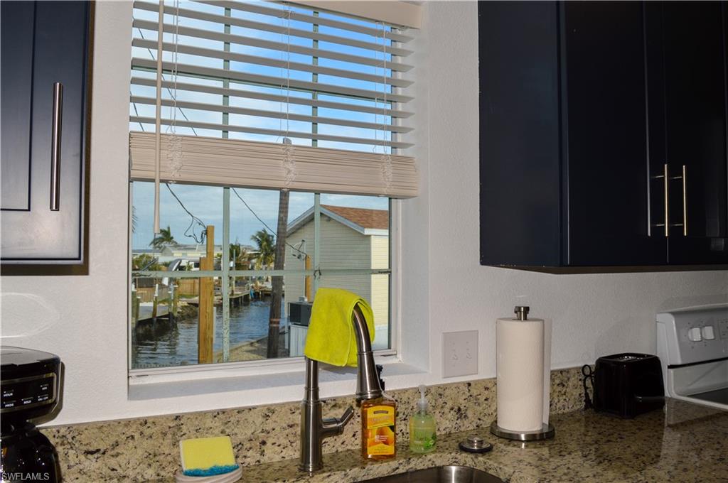 HELEN LANE CONDO RV - Residential
