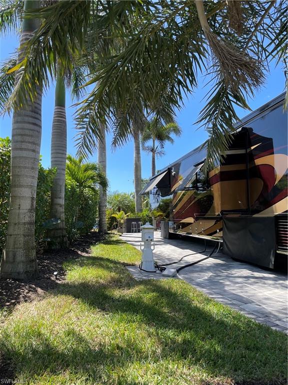 PELICAN LAKE RV RESORT - Land