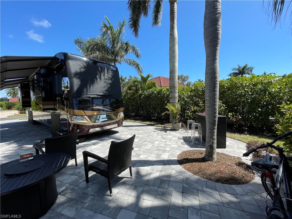 PELICAN LAKE RV RESORT - Land