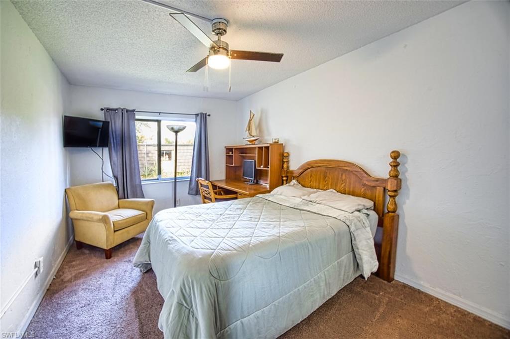 PARKWOODS TOWNHOUSE COMMUNITY - Residential