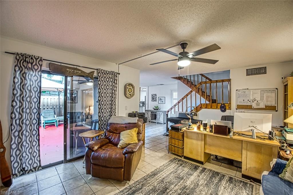 PARKWOODS TOWNHOUSE COMMUNITY - Residential