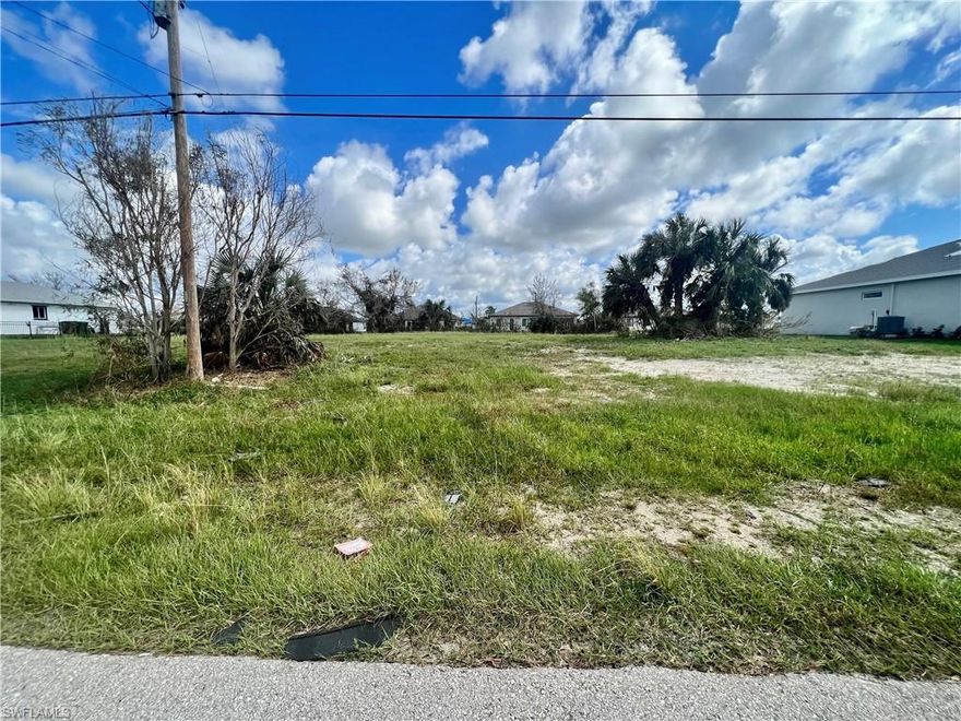 Very nice eastern rear exposure lot on a good sized canal in  a fast developing area.