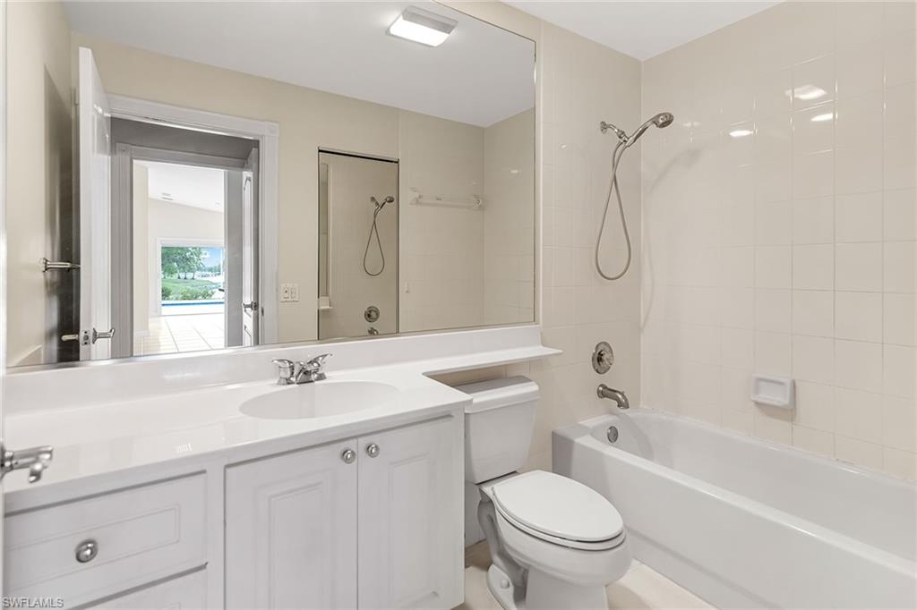 ISLAND WALK - Residential