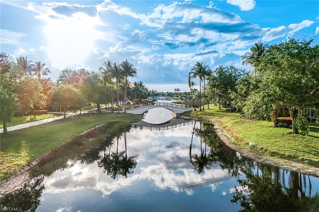 ISLAND WALK - Residential