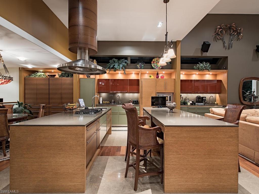 AQUALANE SHORES - Residential