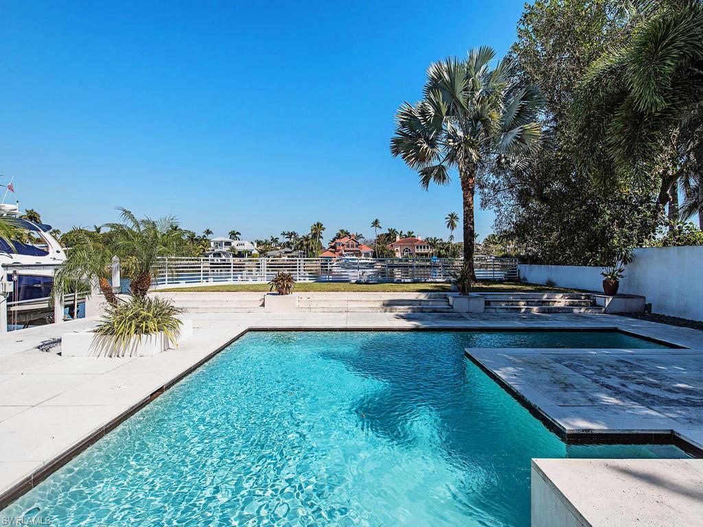 AQUALANE SHORES - Residential