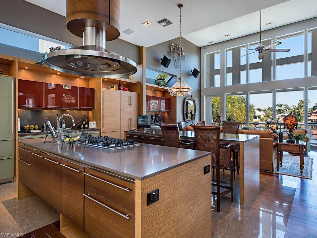 AQUALANE SHORES - Residential