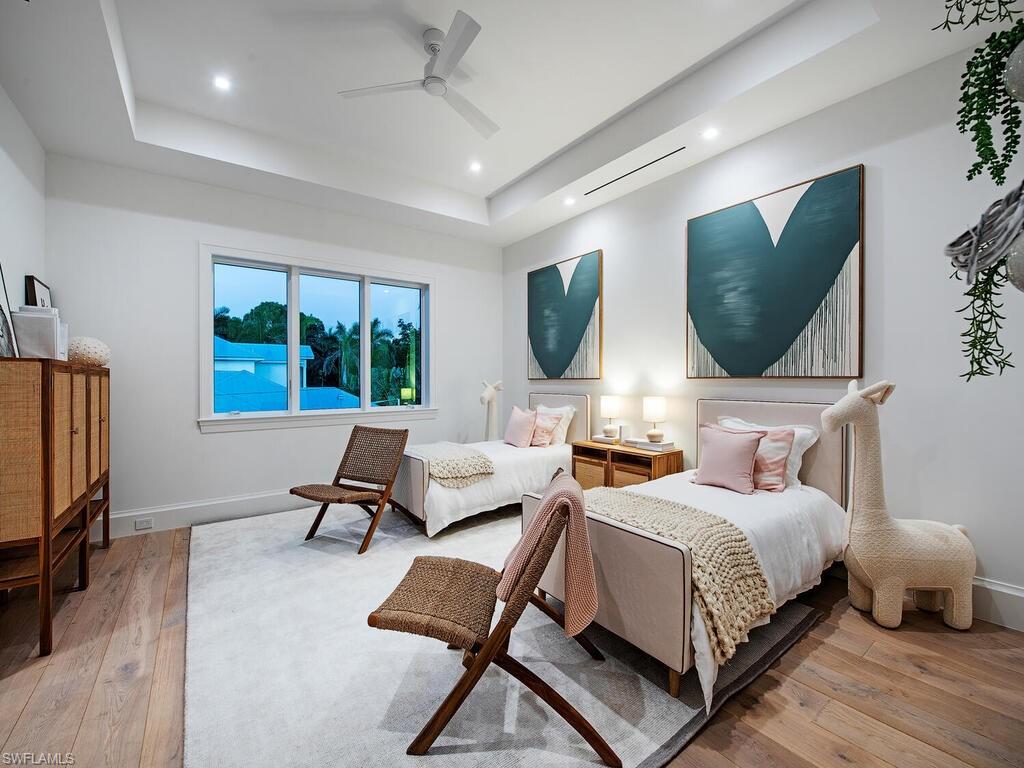 OLDE NAPLES - Residential