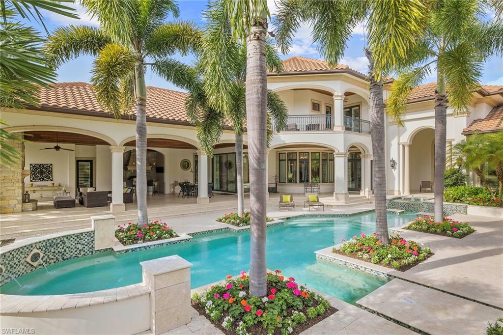 ESCADA AT TIBURON - Residential