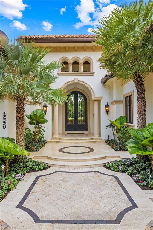 ESCADA AT TIBURON - Residential