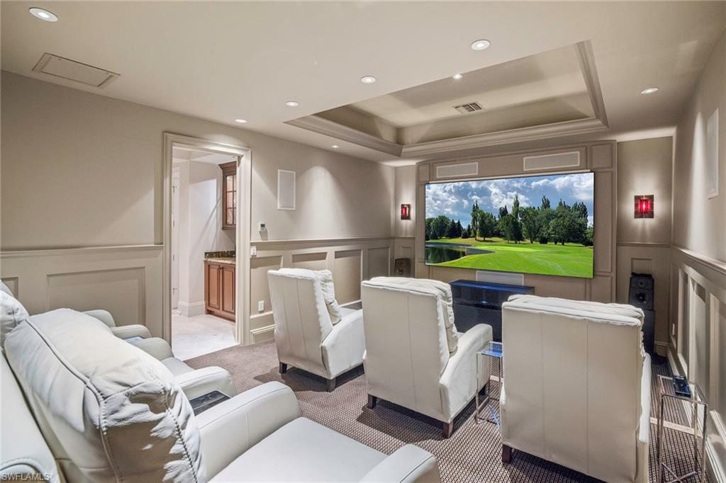 ESCADA AT TIBURON - Residential