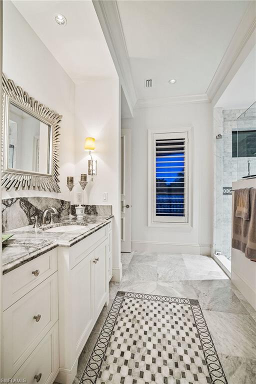 ESCADA AT TIBURON - Residential