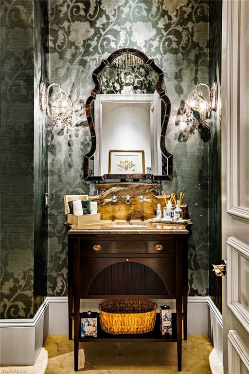 ESCADA AT TIBURON - Residential