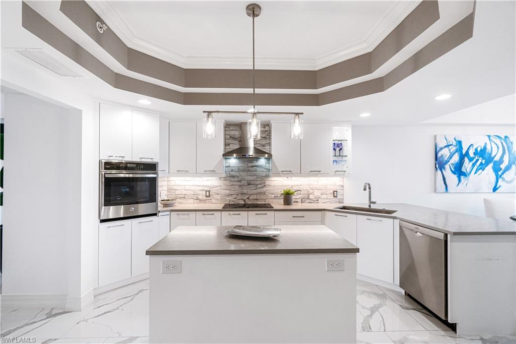 PELICAN ISLE - Residential