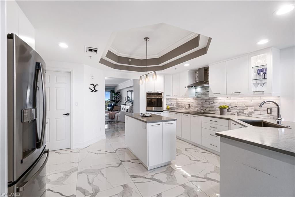 PELICAN ISLE - Residential