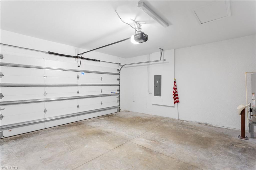 VALENCIA TRAILS - Residential