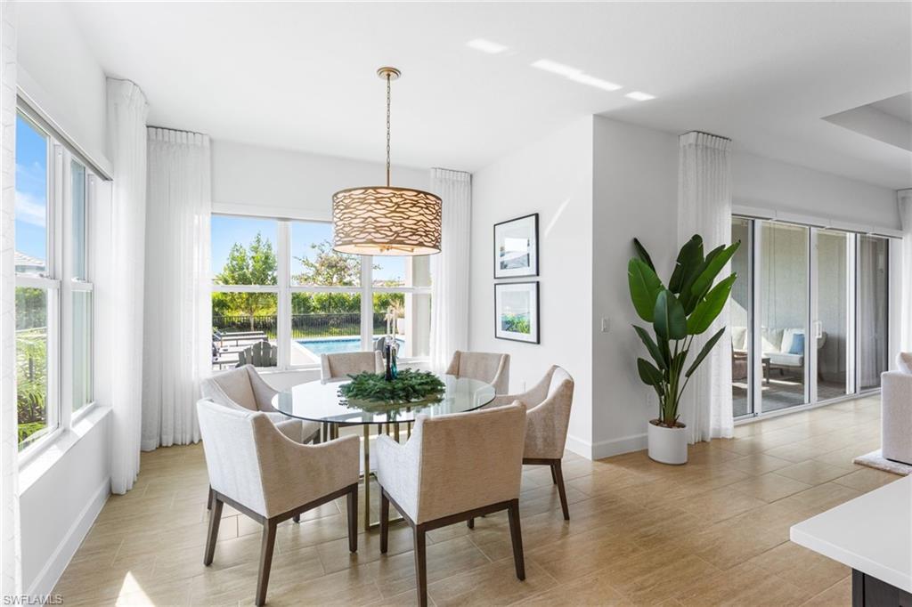 VALENCIA TRAILS - Residential