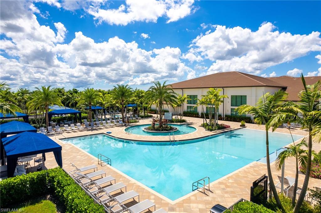 VALENCIA TRAILS - Residential