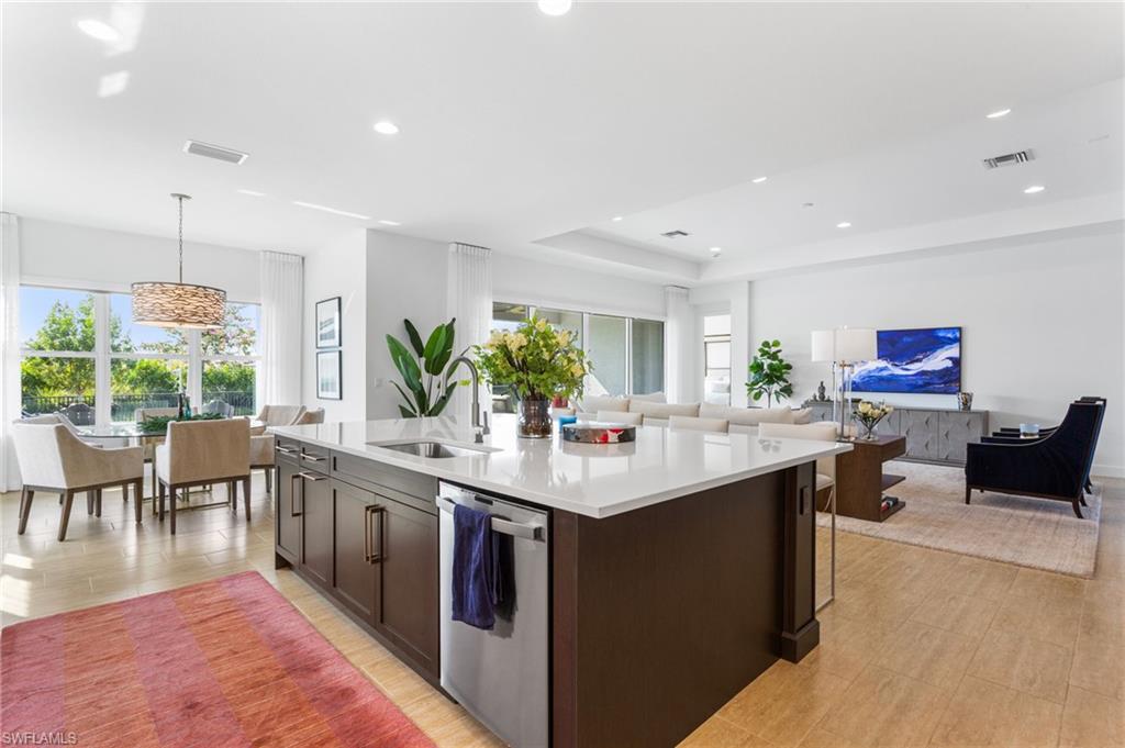 VALENCIA TRAILS - Residential