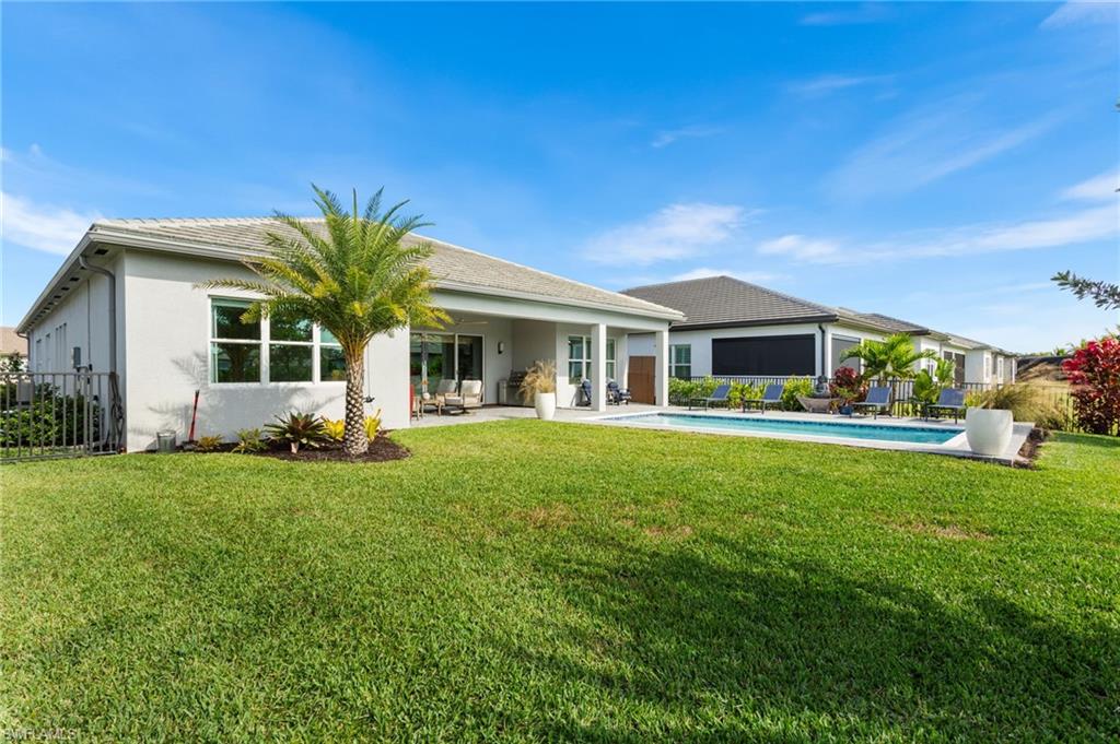 VALENCIA TRAILS - Residential