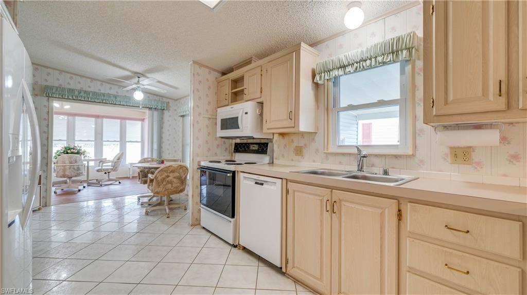 HORIZON VILLAGE - Residential