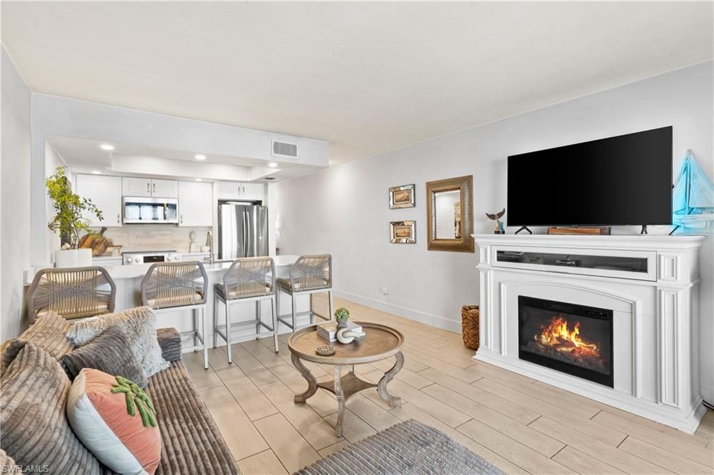 Photo of 260 Southbay DR #107, NAPLES, FL 34108 (MLS # 225082030)