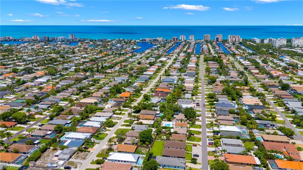 NAPLES PARK - Residential