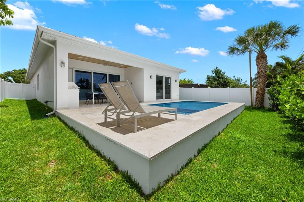 NAPLES PARK - Residential