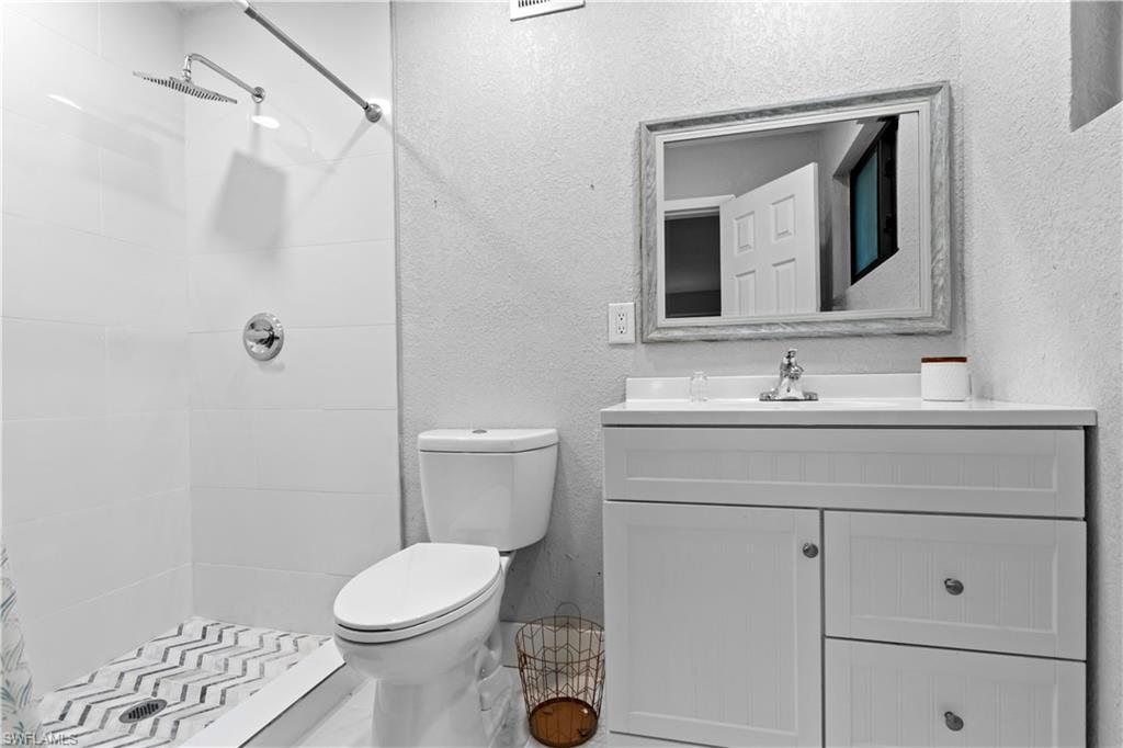 SEMINOLE ESTATES - Residential