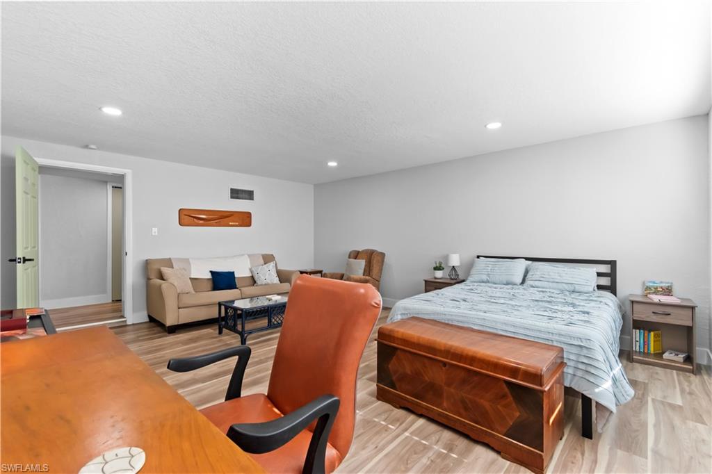 SEMINOLE ESTATES - Residential