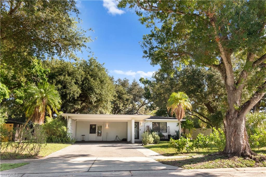 SEMINOLE ESTATES - Residential