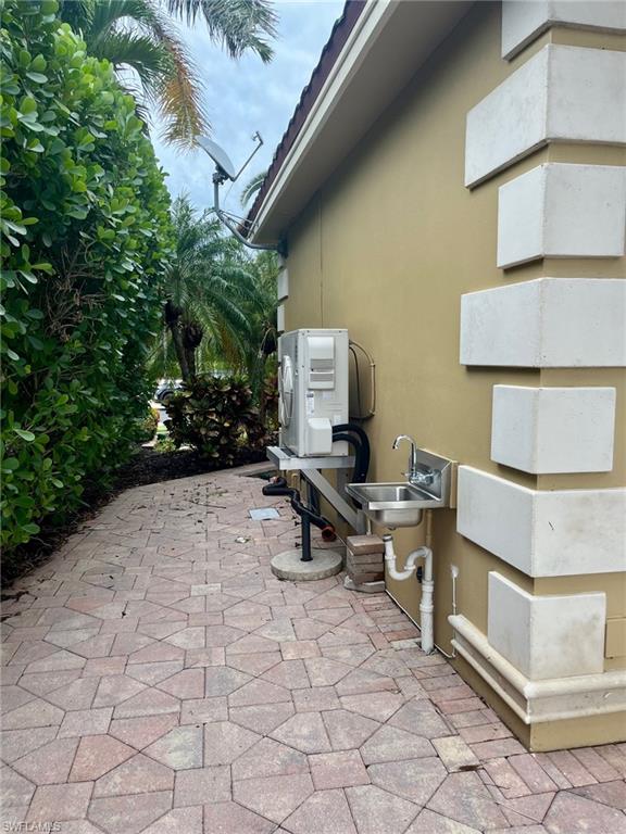 PELICAN LAKE RV RESORT - Land