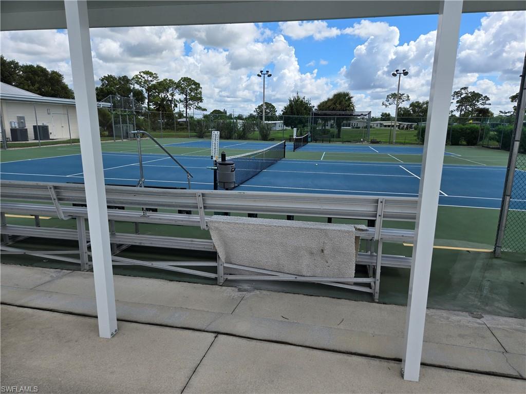 SIX LAKES COUNTRY CLUB - Residential