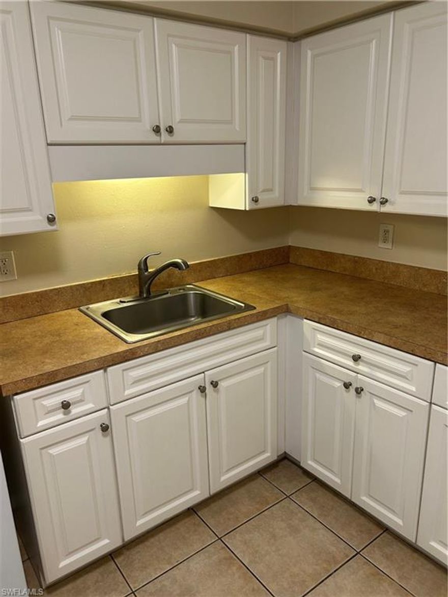 Check out this adorable 2 bedroom condo right in the heart of Naples for only $1800 per month! It is close to up downtown and north Naples/absolutely great location! Beautiful pool area, cozy condo, all at a great price!