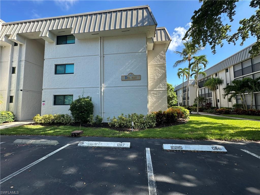 HIDDEN LAKE VILLAS - Residential Lease