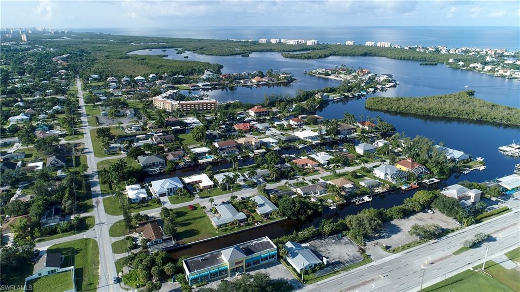 LITTLE HICKORY SHORES - Residential