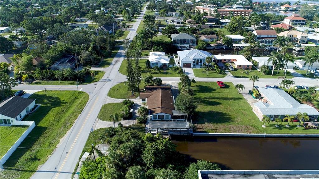 LITTLE HICKORY SHORES - Residential