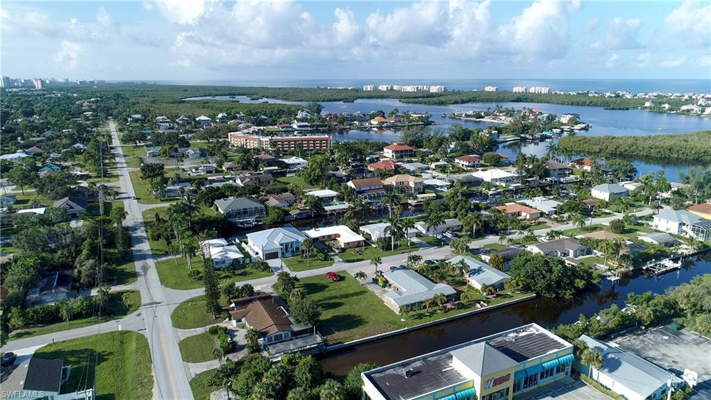 LITTLE HICKORY SHORES - Residential