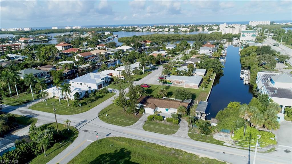 LITTLE HICKORY SHORES - Residential