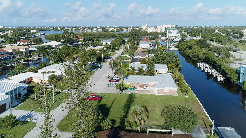 LITTLE HICKORY SHORES - Residential