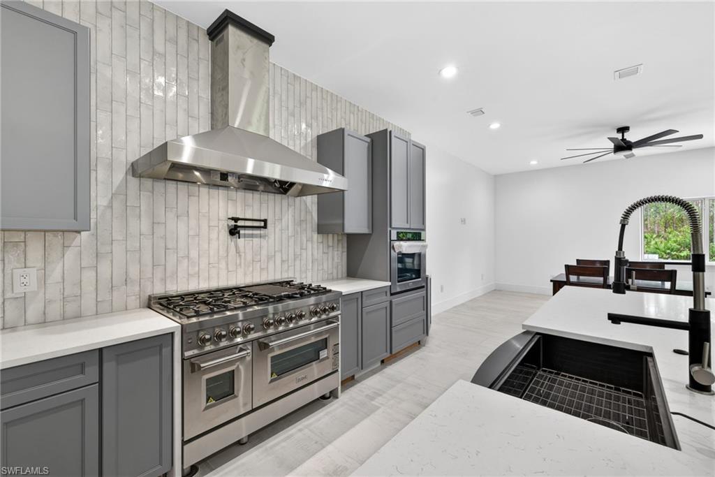 GOLDEN GATE ESTATES - Residential